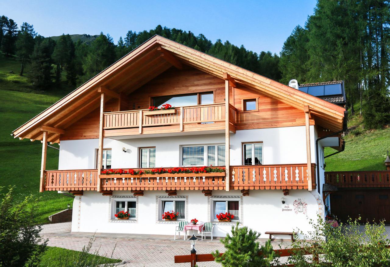 Apartments La Baita Santa Cristina Val Gardena Екстериор снимка